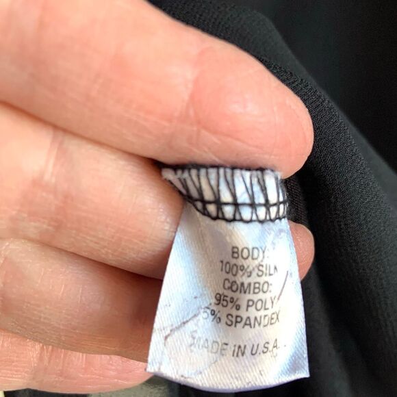 LOLA & SOPHIE Silk Top (Sz M) - Picture 6 of 8